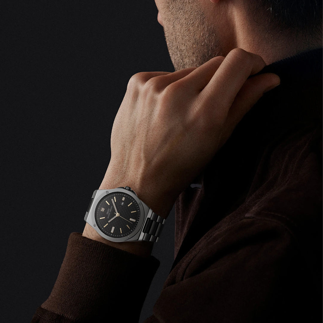 IBSO 2026 New Men Watches Luxury Quartz Watch 3ATM Waterproof Calendar Function Luminous Hands And Time Business Style